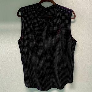 Beautiful Navy Ann Taylor Sleeveless Blouse